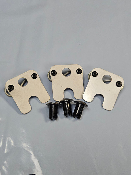 Dzus quarter-turn brackets